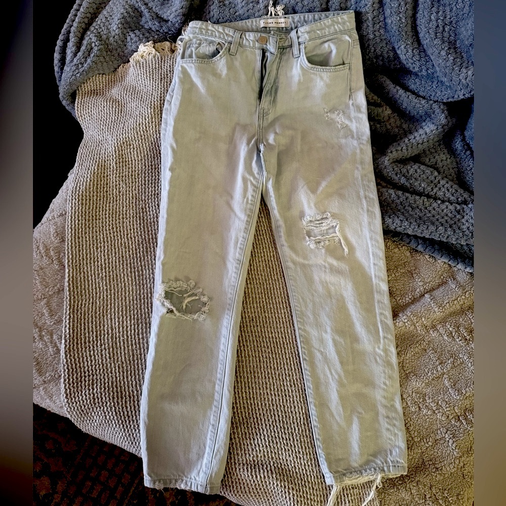 FLYING MONKEY Light Blue Distressed Jeans